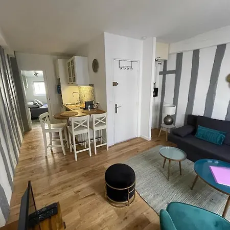 Charmant T1 Bis Coeur De Ville Apartamento *